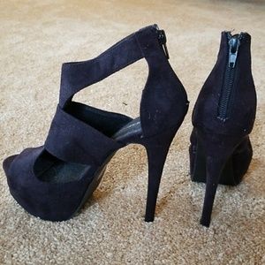 Black Cut-Out Heels